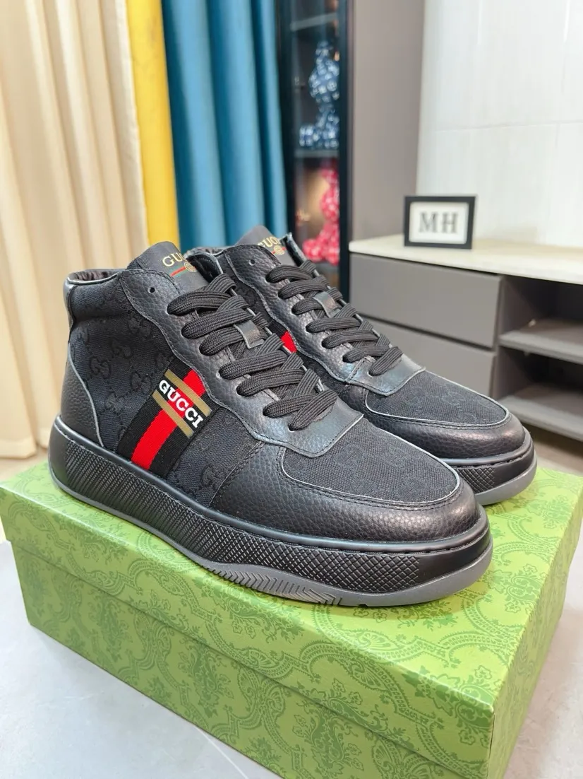 Men's shoes 💰438🌹🌹GUCCI [Gucci] New high-top men's shoes, a high-end brand, the latest fashionable casual men's shoes, trendy and versatile, relaxed and sporty style, uppers imported from Italy, first-layer cowhide, genuine leather lining, and ultra-fine workmanship. Original personalized fashionable rubber wear-resistant outsole, light and comfortable on the foot, size 38-44
